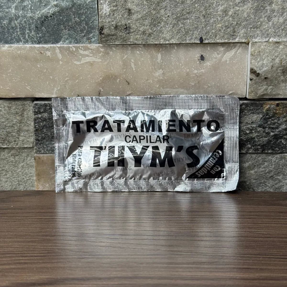 Tratamiento Capilar Thyms con ceramidas