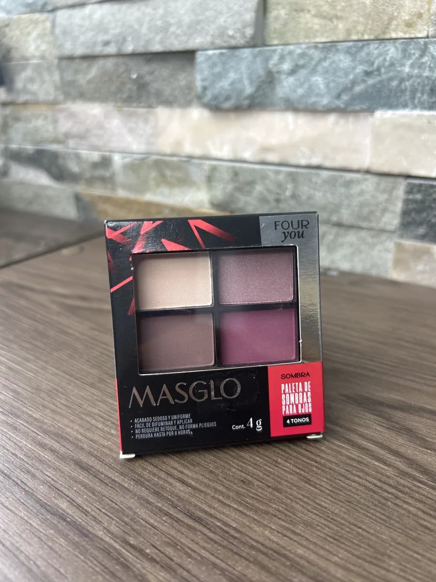Paleta de sombras Masglo malvada