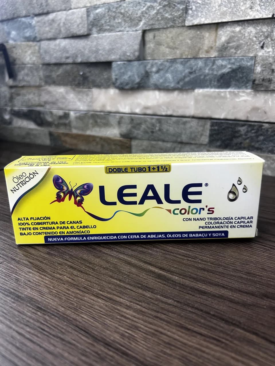 Tinte leale rubio medio cobre intenso 7/44