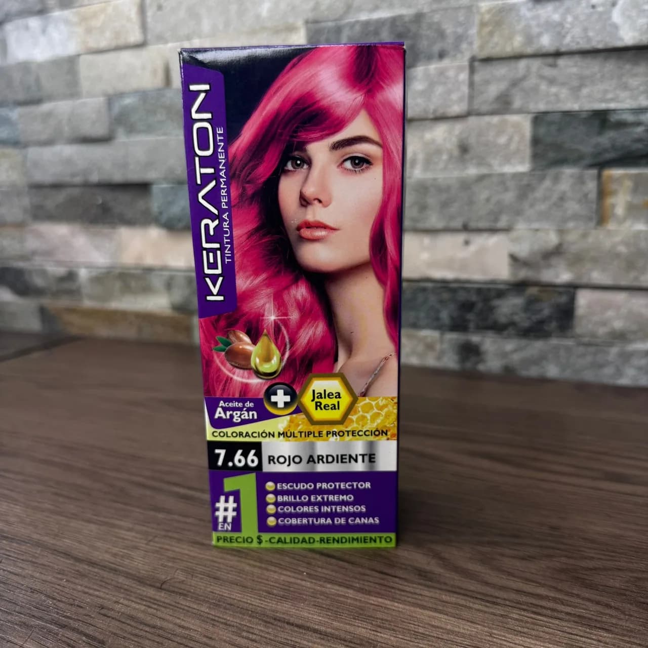 Tinte keraton rojo ardiente 7,66
