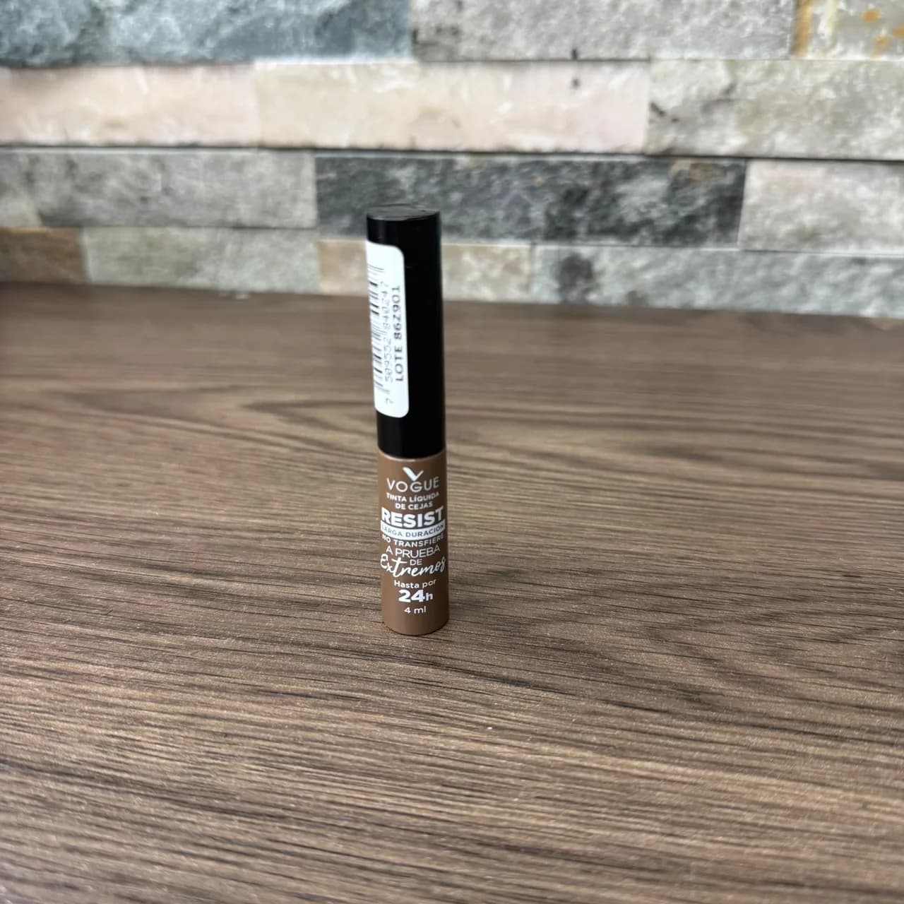 Tinta liquida de cejas vogue camel