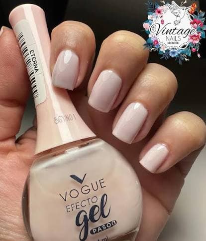 Esmalte Vogue efecto gel Eterna